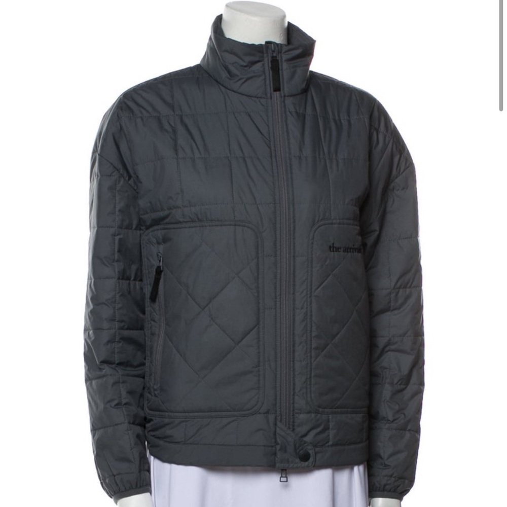 Packable The Arrivals Haelo Quilted Jacket Grey Small